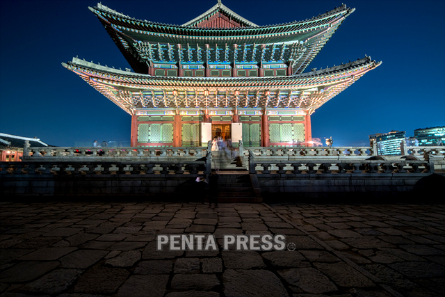 pentapress